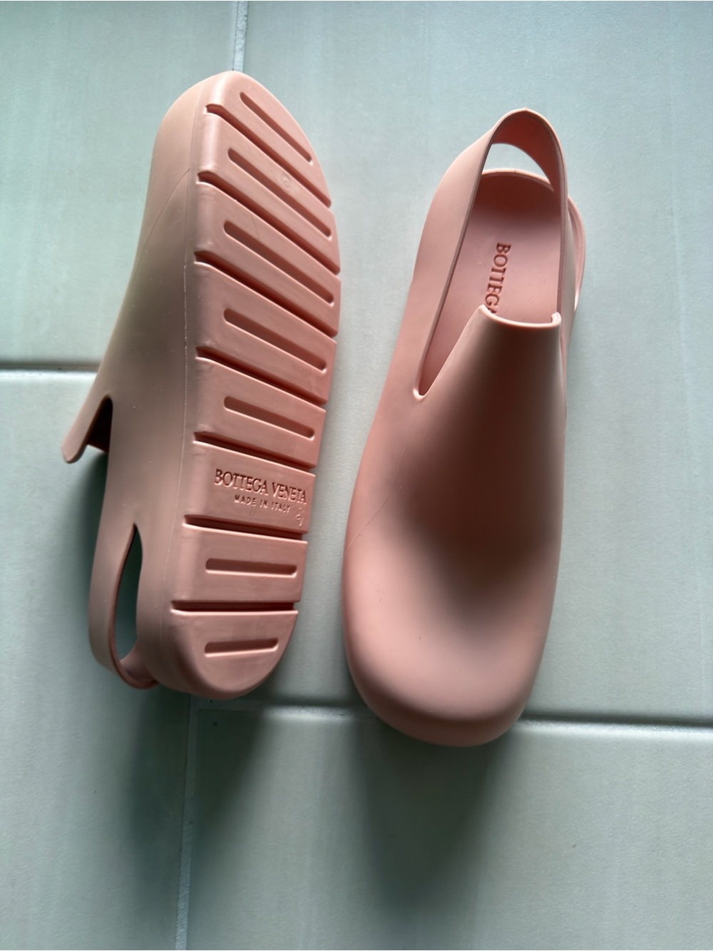 Bottega Veneta Women's Blush Pink Slip-On Mules - Picture 5 of 6